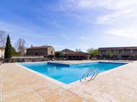 Le Jouarres - Appt climatisé avec piscine partagée, apartment in Azille