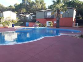 AGDE chalet sénérité piscine clim 6 PL, cabin in Agde