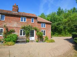 Aurora Cottage, cottage in Little Barningham