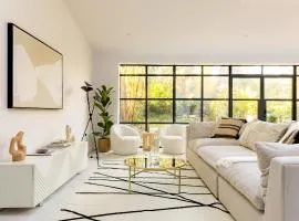 Beautiful large luxury home in London