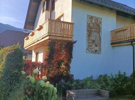 Haus Katris, hotel blizu znamenitosti Mauterndorf Castle, Mauterndorf