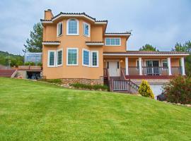 Villa Sitges Mas Mestre, Hotel in Olivella