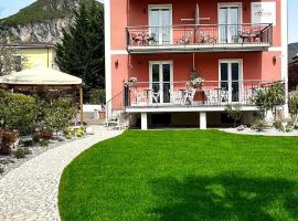 Garni Hotello Sport And Relax, hotel en Riva del Garda