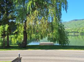 Apartment Sabljaci by the Lake, hotelli kohteessa Ogulin