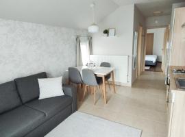 Belvárosi allódium tetőterasszal, hotel in Szentendre