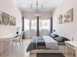 NOTRE DAME - Huge sunny modern 2BR flat - Terrace