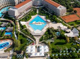 Kaya Belek -, hotel perto de Parque temático The Land of Legends, Belek