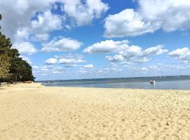 Villa Lège-Cap-Ferret, 5 pièces, 7 personnes - FR-1-736-28, hotel dengan parkir di Lege-Cap-Ferret