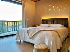 Sweet Quintanilha, hotel with parking in Quintanilha