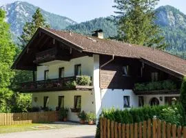 Ferienwohnung in Weißbach a d Alpenstraße