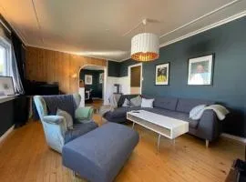 Large, central and quiet apartment.