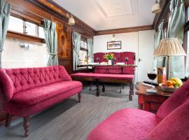 Irt Pullman Carriage، بيت عطلات في رافنغلاس