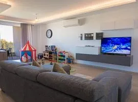 Amazing Family Apartment In Mosta!