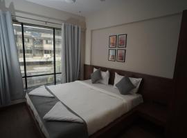 SUNBRIGHT ROOMS & RESIDENCY, hotel em Thane
