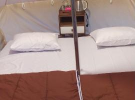 SunCampGround Glamping, luxusní stan v destinaci Kejajar