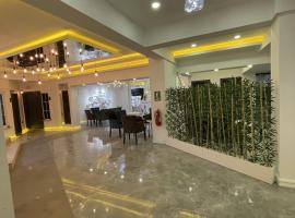 Mi Hotel Boutique, bed & breakfast kohteessa Antalya