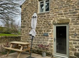 Bank Top Barn~Cosy Self Catering~4 Guests & Pet, hotel in Pickering