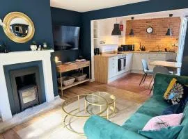 Roman House a Luxury Cotswold Grade ll Listed Home