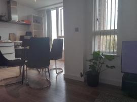 Taona two bedroom, hotel di Stanmore