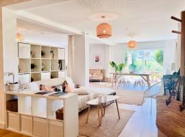 Loft entre mer et campagne à 5 min d'Ajaccio classé 4 étoiles, hotel v destinaci Alata