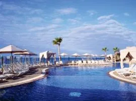 Sunset Beach golf & spa Resort Pueblo Bonito