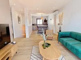Maison entre canal et mer