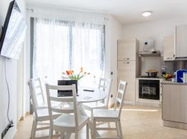 Appartamenti Desi Riccione, alojamiento con cocina en Riccione