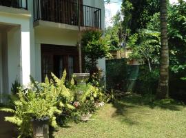 Serene First, hotel in Matale