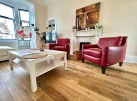 Dumbarton cosy home, Loch Lomond, apartment in Dumbarton