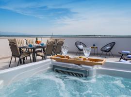 Luxury with jacuzzy on a private roof terrace, luxury hotel in Nin