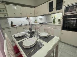 Summer Diamond, pezsgőf&uuml;rdővel rendelkező sz&aacute;lloda Kremaszt&iacute;ban