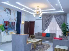Hendon Ivy Apartment