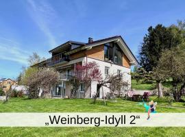 Multi-Fewo Haus Weinberg-Idyll Ferienwohnung Weinberg-Idyll 2, hotell i Hochbuch