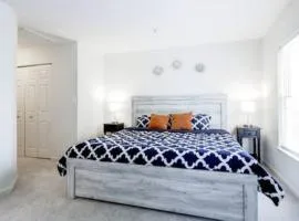 Spacious Washington, D.C. Rowhome w/ free parking!