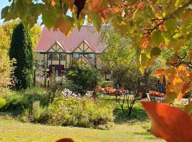 Oaktree Guest House، مكان مبيت وإفطار في Narbethong