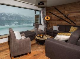 Kitzb heler Alpenlodge Top A6 with private panoramic sauna, hotel in Mittersill