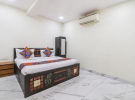 FabExpress King Stay, hotel in Janakpuri, New Delhi
