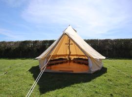 Rescorla Retreats - Wisteria, luxury tent in St Austell