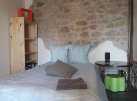 Chambre double, aluguel de temporada em Vallon-en-Sully