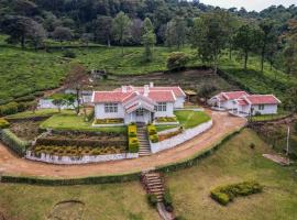 Pembroke Villa- 5 Bed Room Property amidst the Tea Estates, villa a Kolakambe