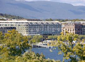 Fairmont Grand Hotel Geneva, hotel en Paquis, Ginebra