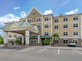 Country Inn & Suites by Radisson, Tampa Airport North, FL, отель в Тампе