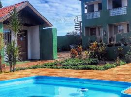 Pousada Recanto das Maritacas, guest house in Brotas