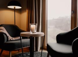 2tHEIMAT - Hotel & Restaurant, cheap hotel in Morbach