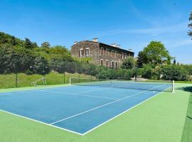 라 가르드-프레이네에 위치한 호텔 Studio avec piscine et tennis