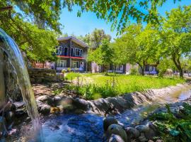 Apricot Spring Resort, resort en Skardu