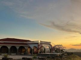 Casona Cocobolo el mejor lugar de Costa Rica, hytte i Cuajiniquil