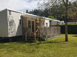 Mobil-home 3ch, 2 sdbwc, tout confort camping les allais Trogues, Campingplatz in Trogues