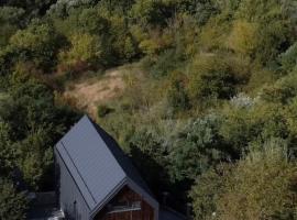 Barnhouse "Family Estate", hotel di Kamianets Podilskyi