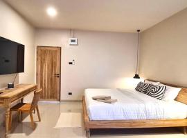 VNL Stay, hotel con alberca en Trang